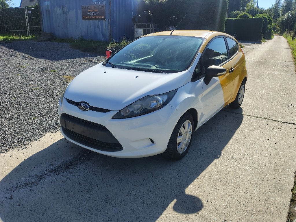 Ford fiësta lichte vracht euro 5, Euro 5, Stof, Zwart, Bedrijf