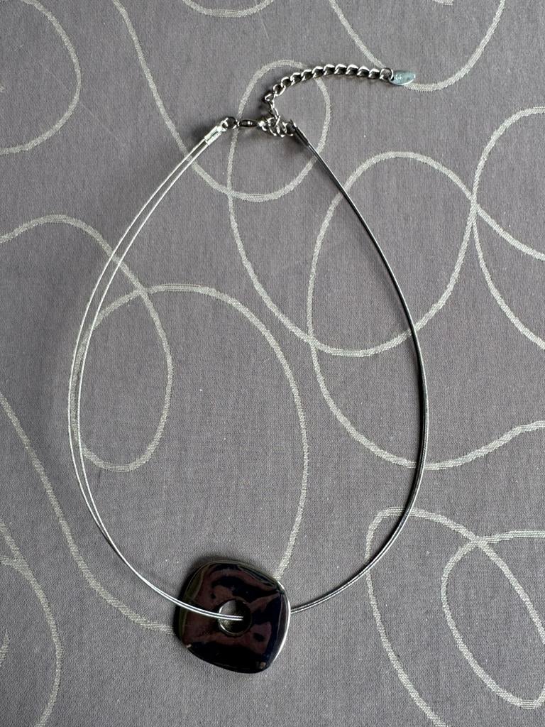 Ketting met hanger, Overige voorstellingen, Ophalen of Verzenden, Zo goed als nieuw, Zilver