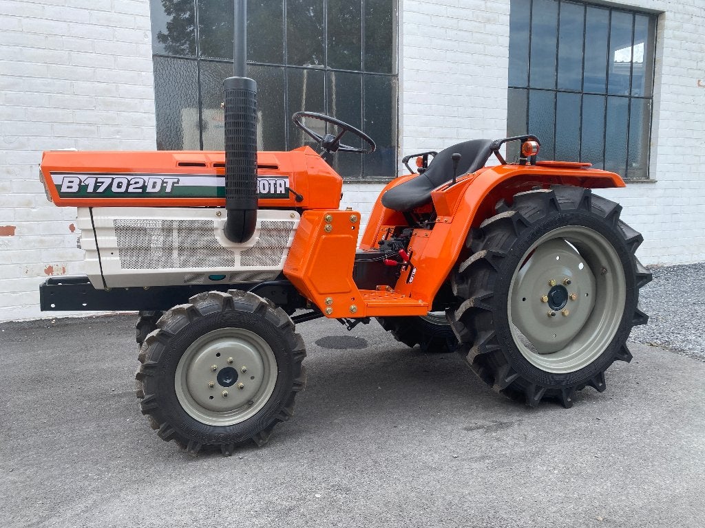 Petit tracteur Kubota B1702 - 17CV - MICROTRACTORS.COM, Autres marques, Jusqu'à 2500, Jusqu'à 80 ch, Enlèvement