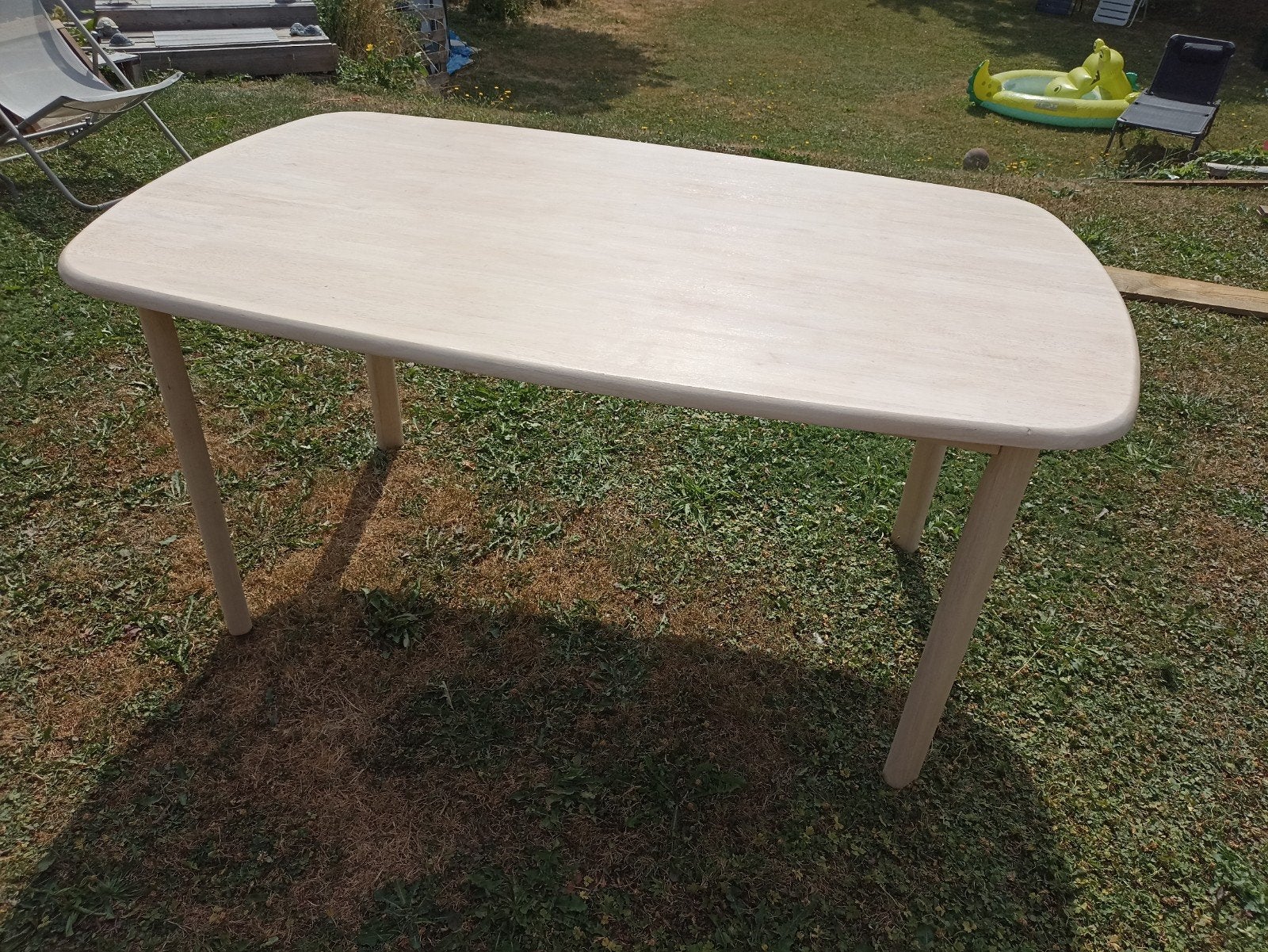 Belle table en bois blanchi, 100 à 150 cm, Cinq personnes ou plus, Enlèvement, Utilisé