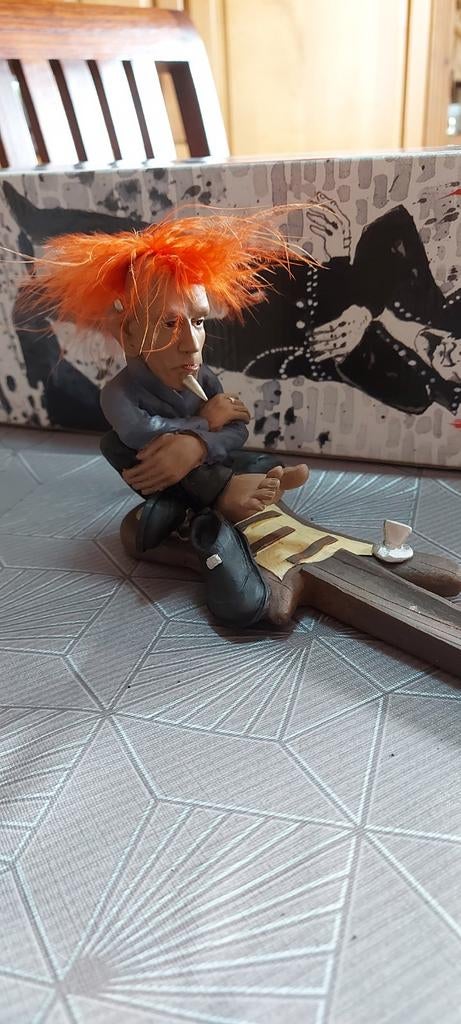 Punk wierrook houder, Antiek en Kunst, Ophalen