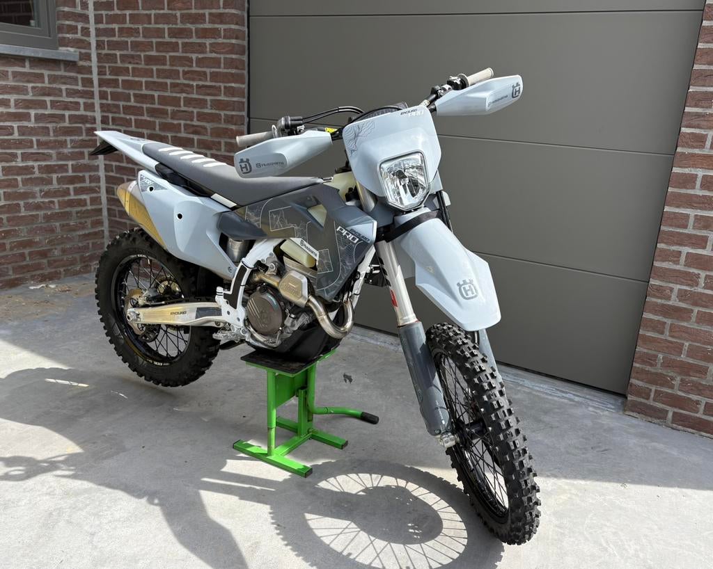 Husqvarna FE 350 Pro - 2026 - Reprise Possible !!, Enduro, 1 cylindre, Manuelle, Neuf