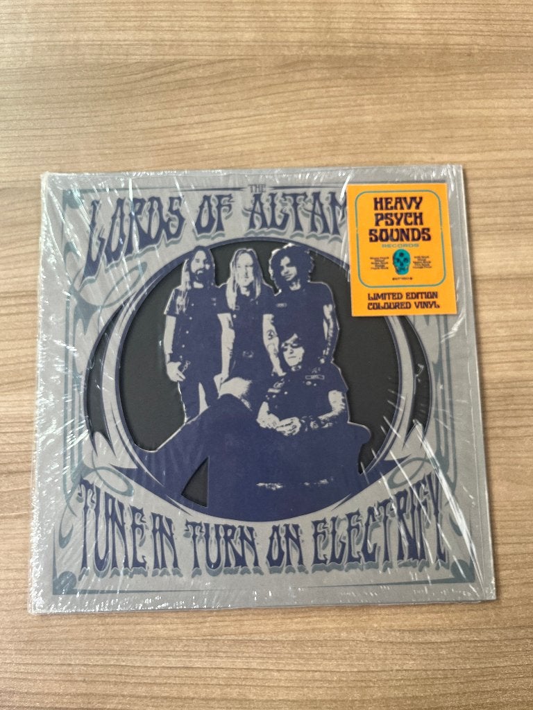 THE LORDS OF ALTAMONT - TUNE IN TURN ON ELECTRIFY, Cd's en Dvd's, Vinyl | Rock, LP, Verzenden, Zo goed als nieuw, Beschermende buitenhoes
