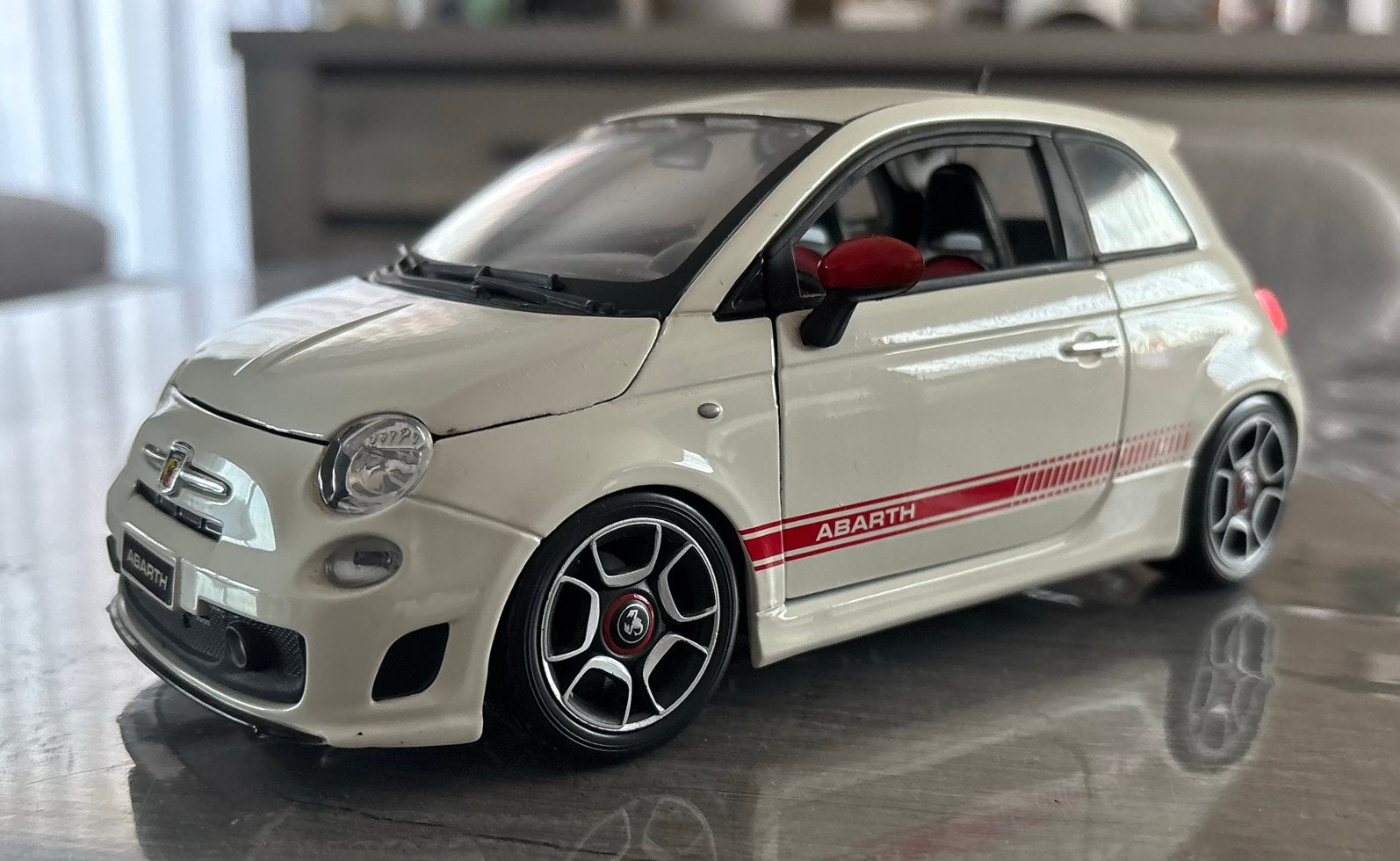 Burago abarth 500, Hobby & Loisirs créatifs, Voitures miniatures | 1:18, Enlèvement ou Envoi, Comme neuf, Voiture, Burago
