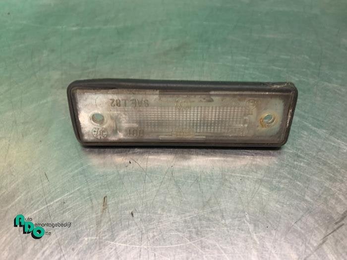Eclairage immatriculation d'un BMW 3-Serie, -, 3 mois de garantie, Utilisé, -