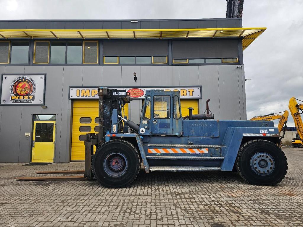 Svetruck 28120-46 * Capacité de levage de 28 tonnes * WE147, Diesel, Chariot élévateur, Svetruck