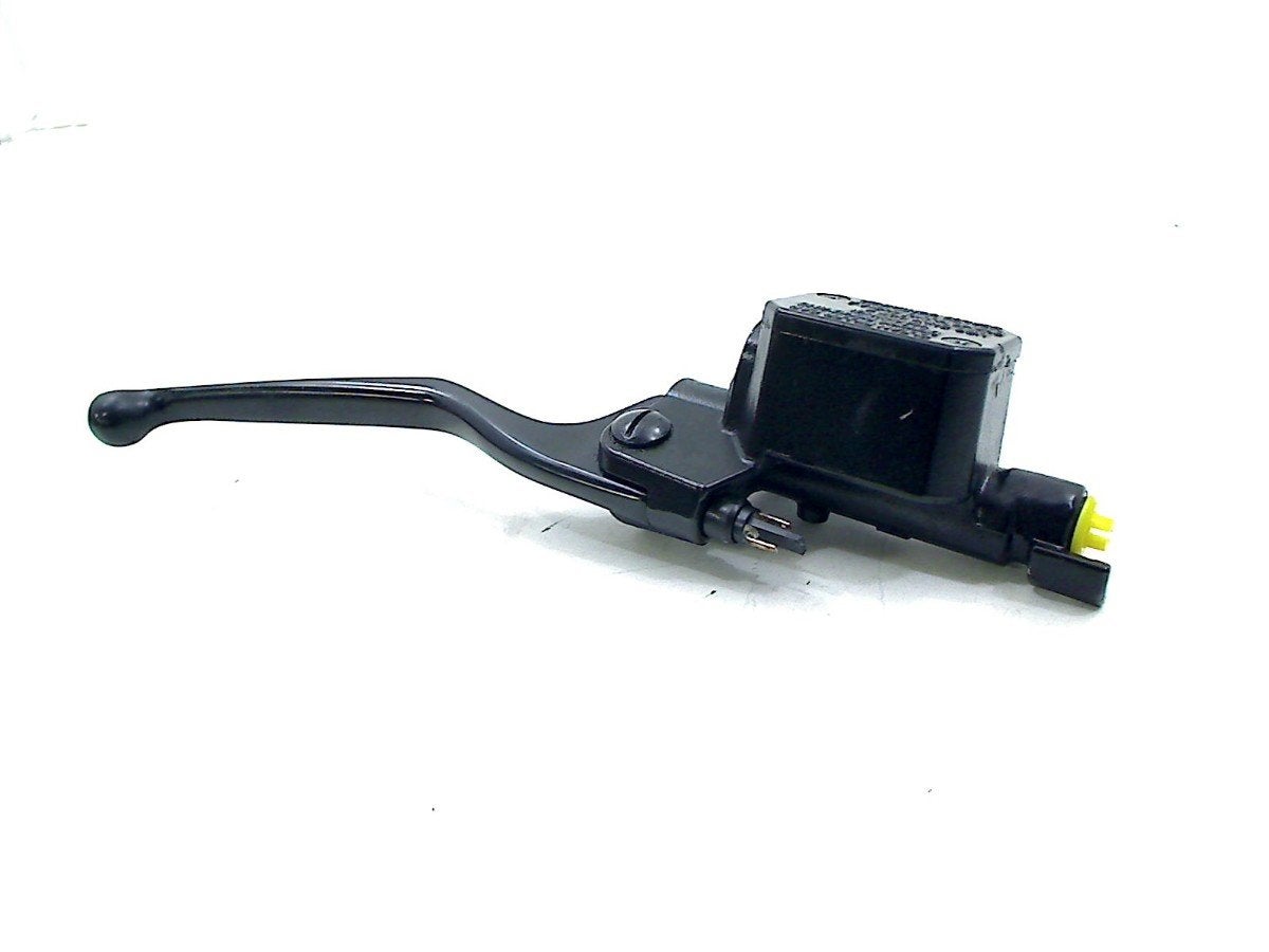 FREIN MAITRE CYLINDRE AVANT Piaggio MP3 500 2019-2022, Motos, Dhr. S. di Majo, Utilisé, Info@cama-motorparts.nl, P.J. Troelstraweg 8 8
3144 CX  MAASSLUIS, NL