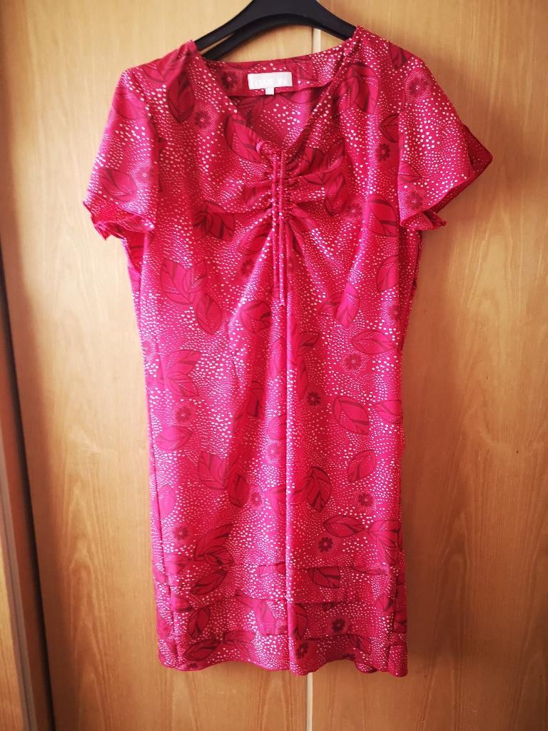 Rood kleed Daxon maat 46, Ophalen of Verzenden, Maat 46/48 (XL) of groter, Rood