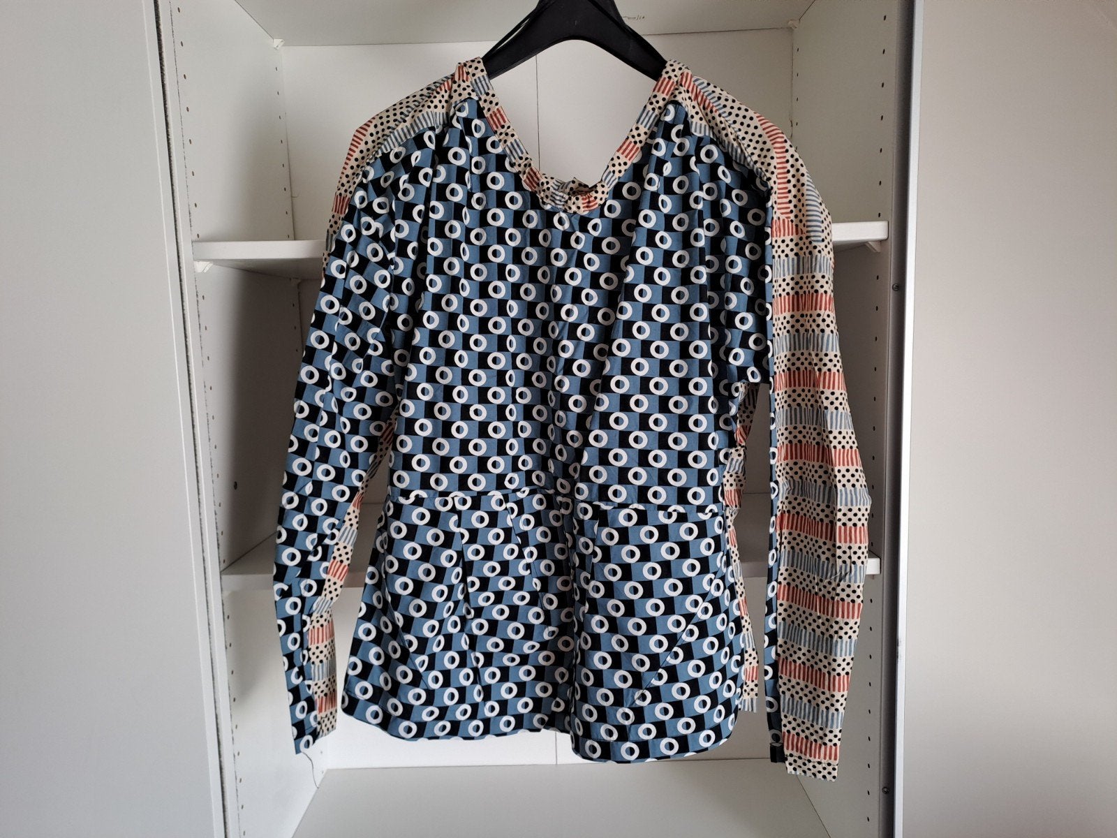 Mt 40 Blauw, rode, zwart, witte bloes Marni x H&M, Kleding | Dames, Maat 38/40 (M), H&M, Blauw, Ophalen of Verzenden