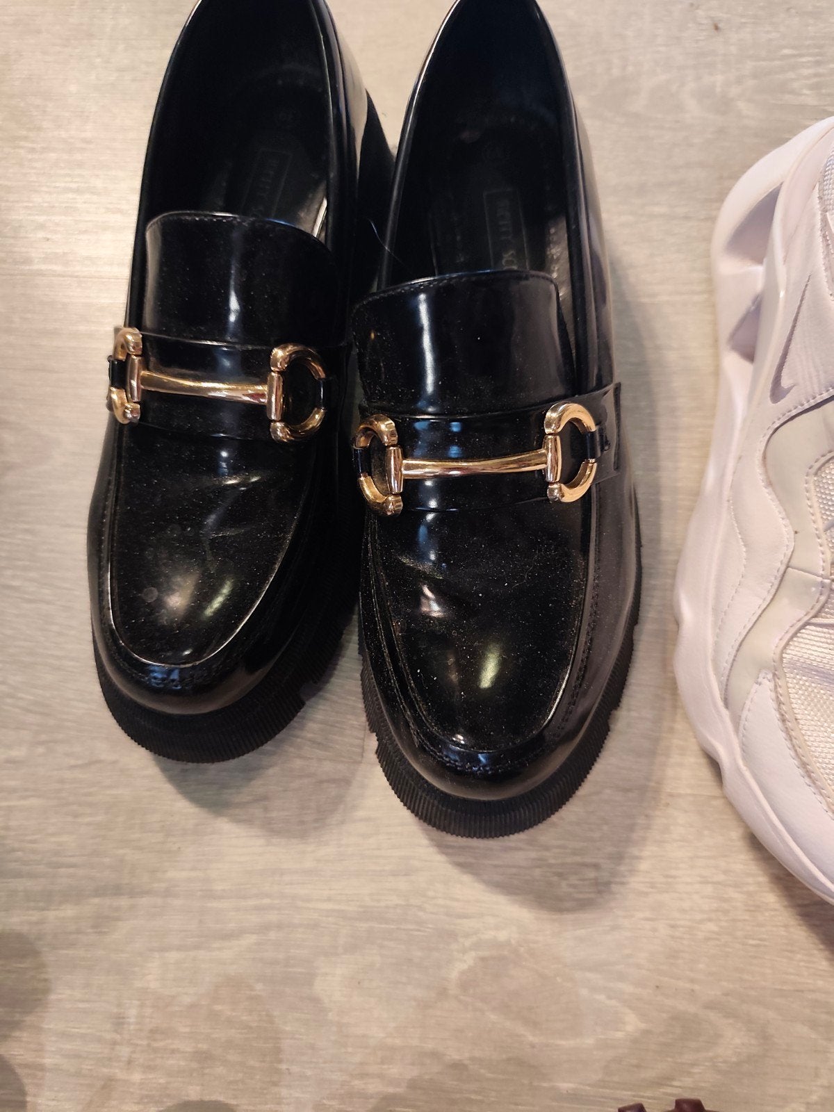 5 paires de chaussures femme en très bon état