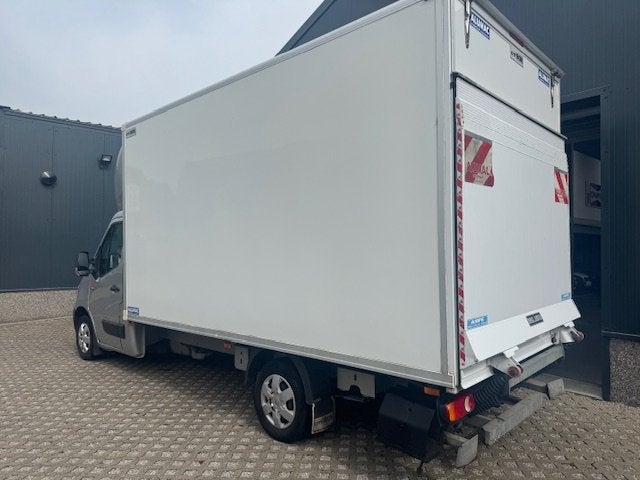 Renault Master Bakwagen/Meubelbak + laadklep - 18099€+btw, Voorwielaandrijving, Stof, Gebruikt, Euro 6