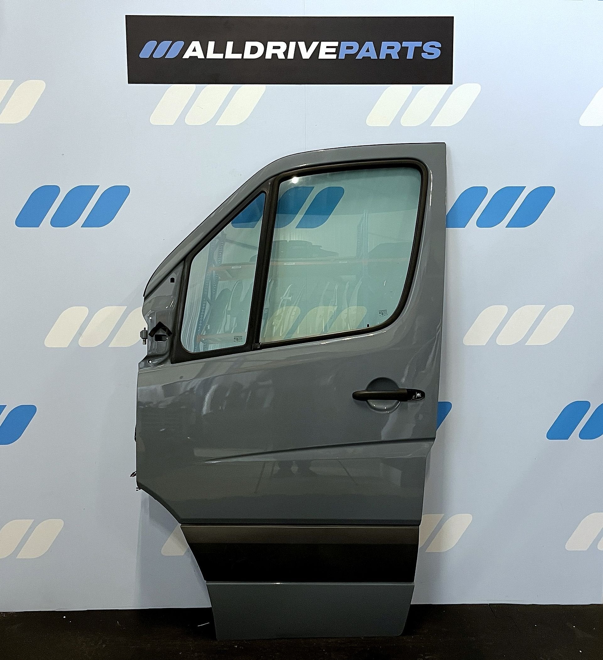 Voorportier L Mercedes Sprinter W906 grijs 7224 A9067200005
