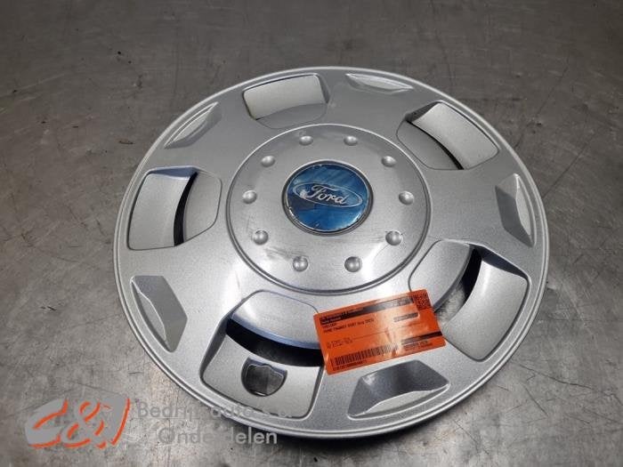 Enjoliveur d'un Ford Transit Custom, -, 3 mois de garantie, -, -