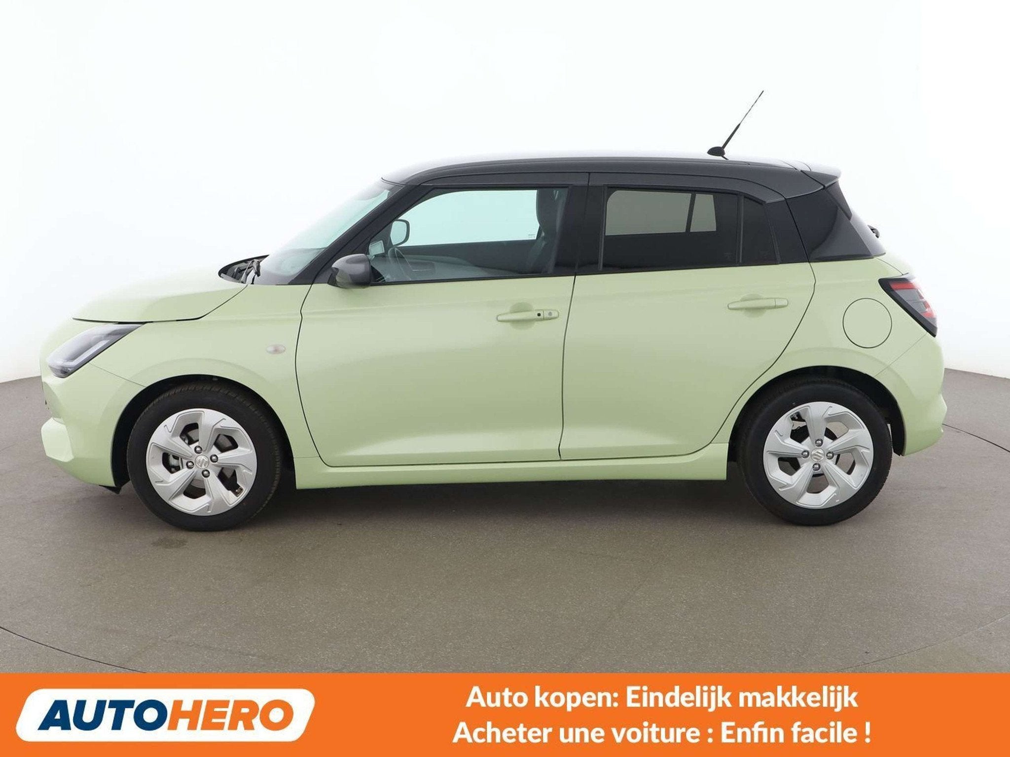 Suzuki Swift 1.2 DualJet Mild-Hybrid Club, Autos, Suzuki, 1197 cm³, Achat, Euro 6, https://public.car-pass.be/vhr/447811e4-b0a7-4e5f-a891-7d33952561bf
