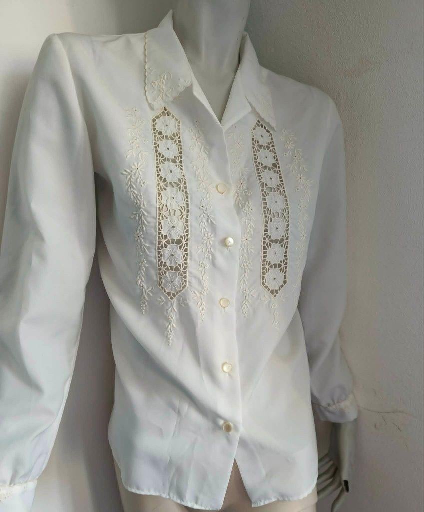 Witte blouse handgemaakt borduurwerk, Ophalen of Verzenden, Zo goed als nieuw, Maat 36 (S), Wit