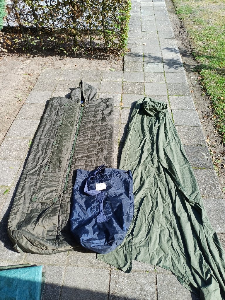 Originele defensie slaapzak M90 KL + bivakzak, Caravans en Kamperen, Ophalen, Gebruikt