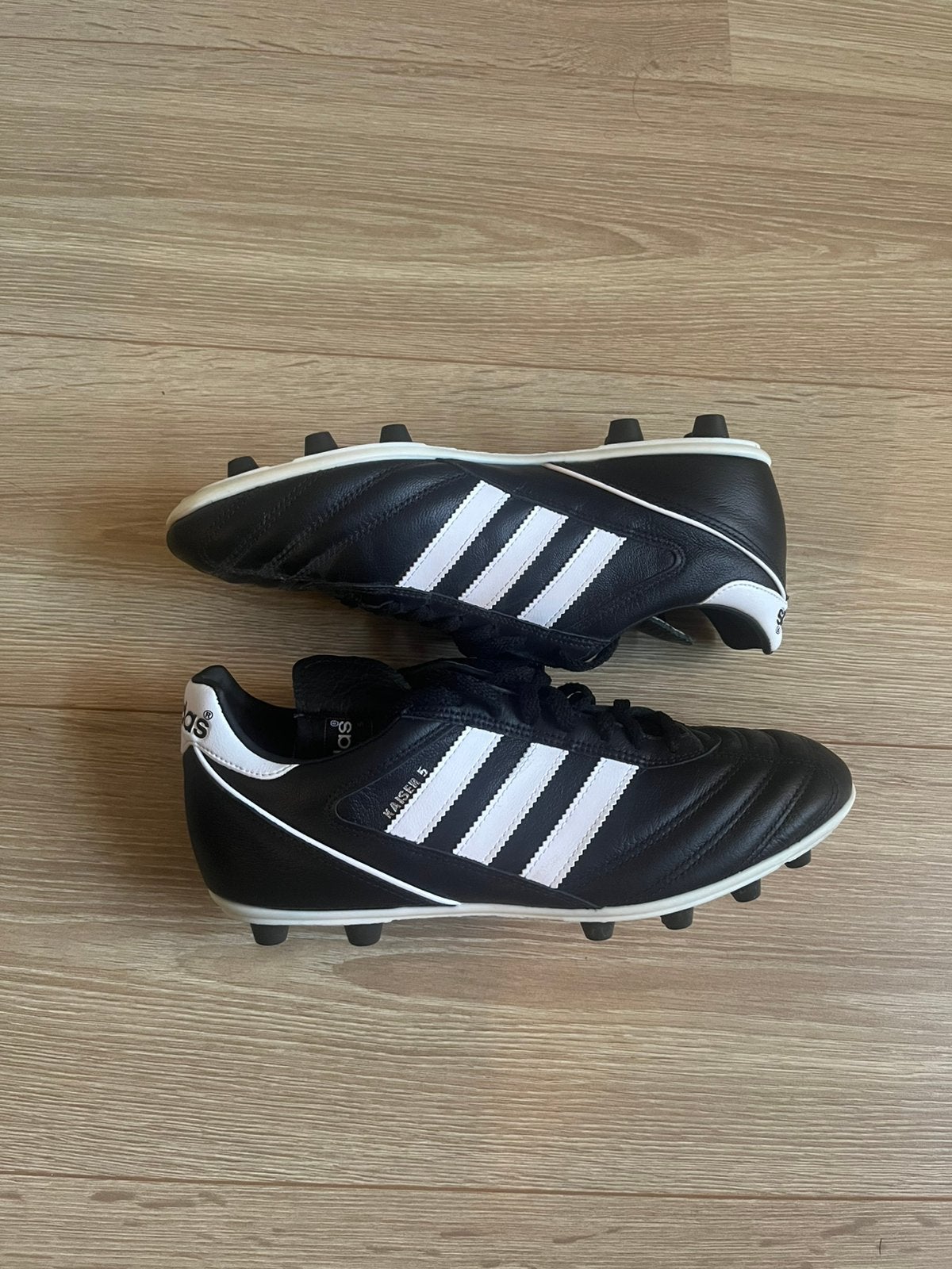 Adidas Kaiser 5 Cup voetbalschoenen, Sport en Fitness, Ophalen, Zo goed als nieuw, Schoenen