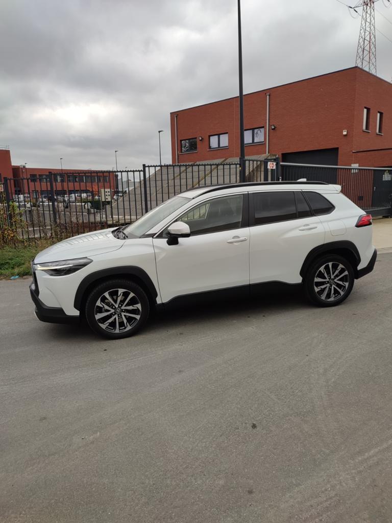 Toyota Corolla Cross 2.0 Hybrid AWD 4x4 197pk., Auto's, Automaat, Euro 6, Wit, Corolla Cross