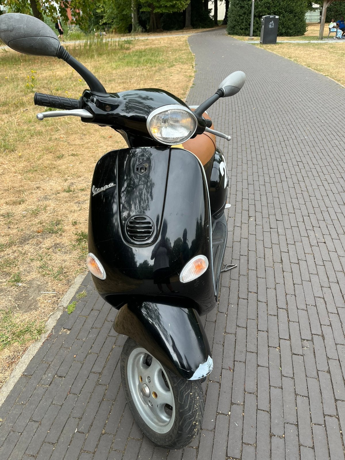 Vespa et2 50 cc, Fietsen en Brommers, Ophalen, Zo goed als nieuw