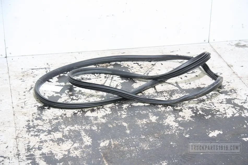 Mercedes-Benz Body & Chassis Parts Deurrubber Sprinter, Enlèvement, Utilisé, Mercedes-Benz, Carrosserie et Tôlerie
