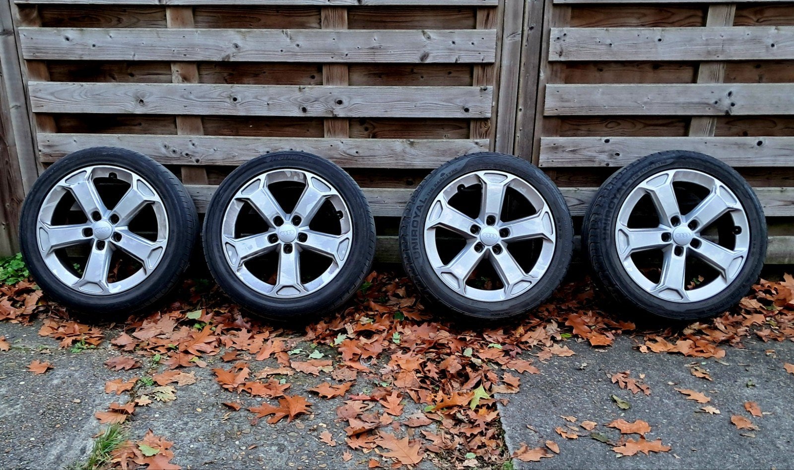 Jantes et pneus Audi S-Line mais compatibles avec de nombreu, Autos : Pièces & Accessoires, Pneus et Jantes, Enlèvement ou Envoi