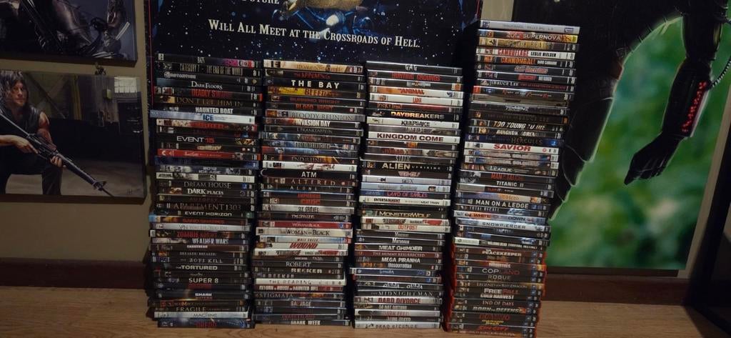 +-250 dvd's dvdboxen(horror)vlaamse serie's..., Enlèvement