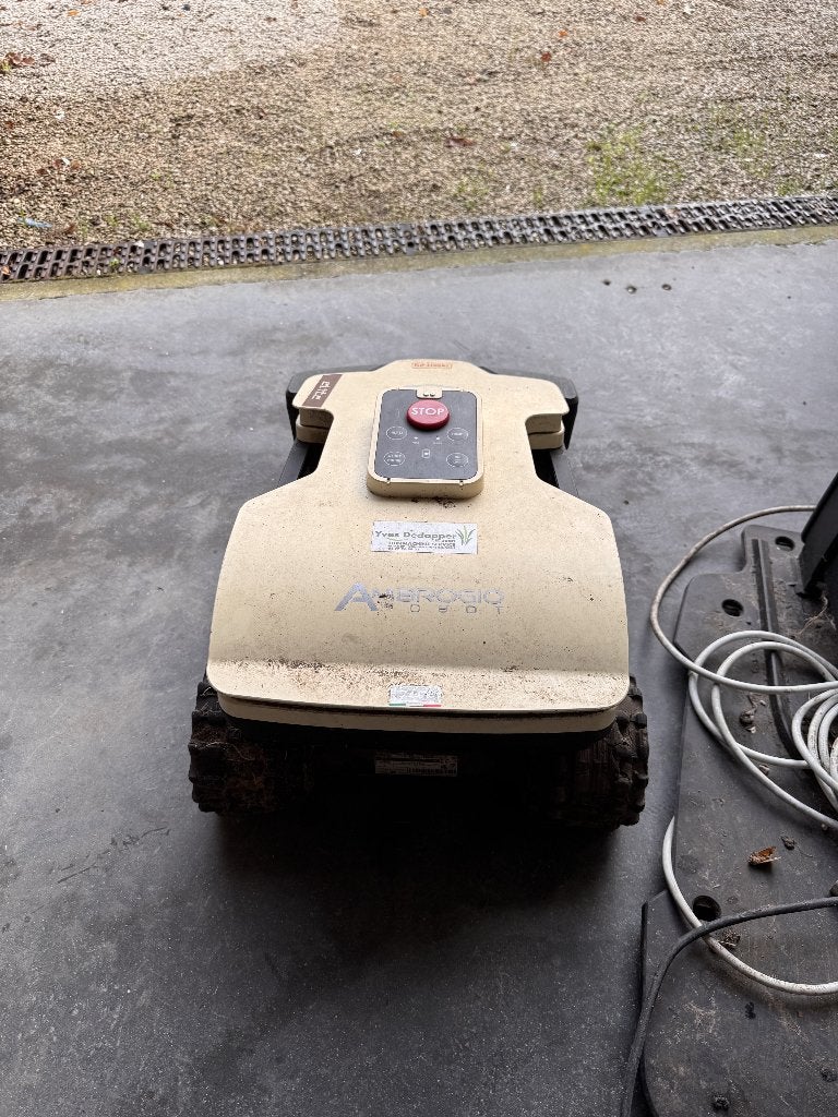 robotmaaier, Ophalen, Gebruikt, Meer dan 25 cm, Ambrogio