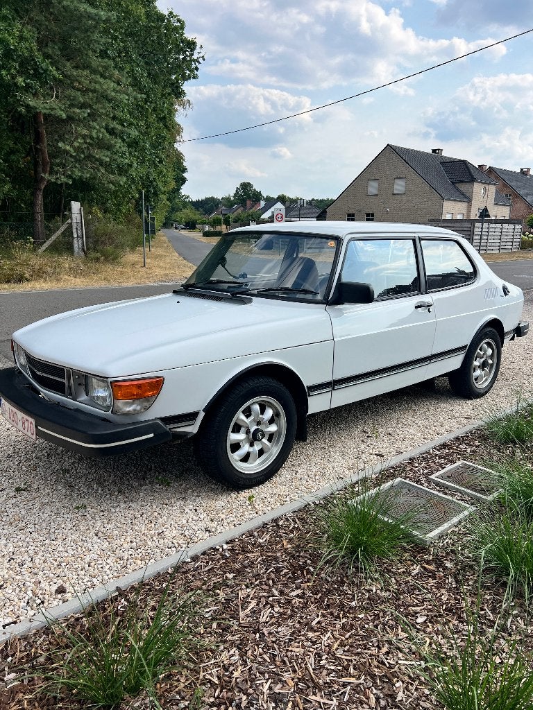 Saab 99 GL 2.0 – 1983, Auto's, Saab, Particulier, Saab 99, Radio, Trekhaak, Benzine, Coupé, 5 deurs, Handgeschakeld, Wit, Blauw