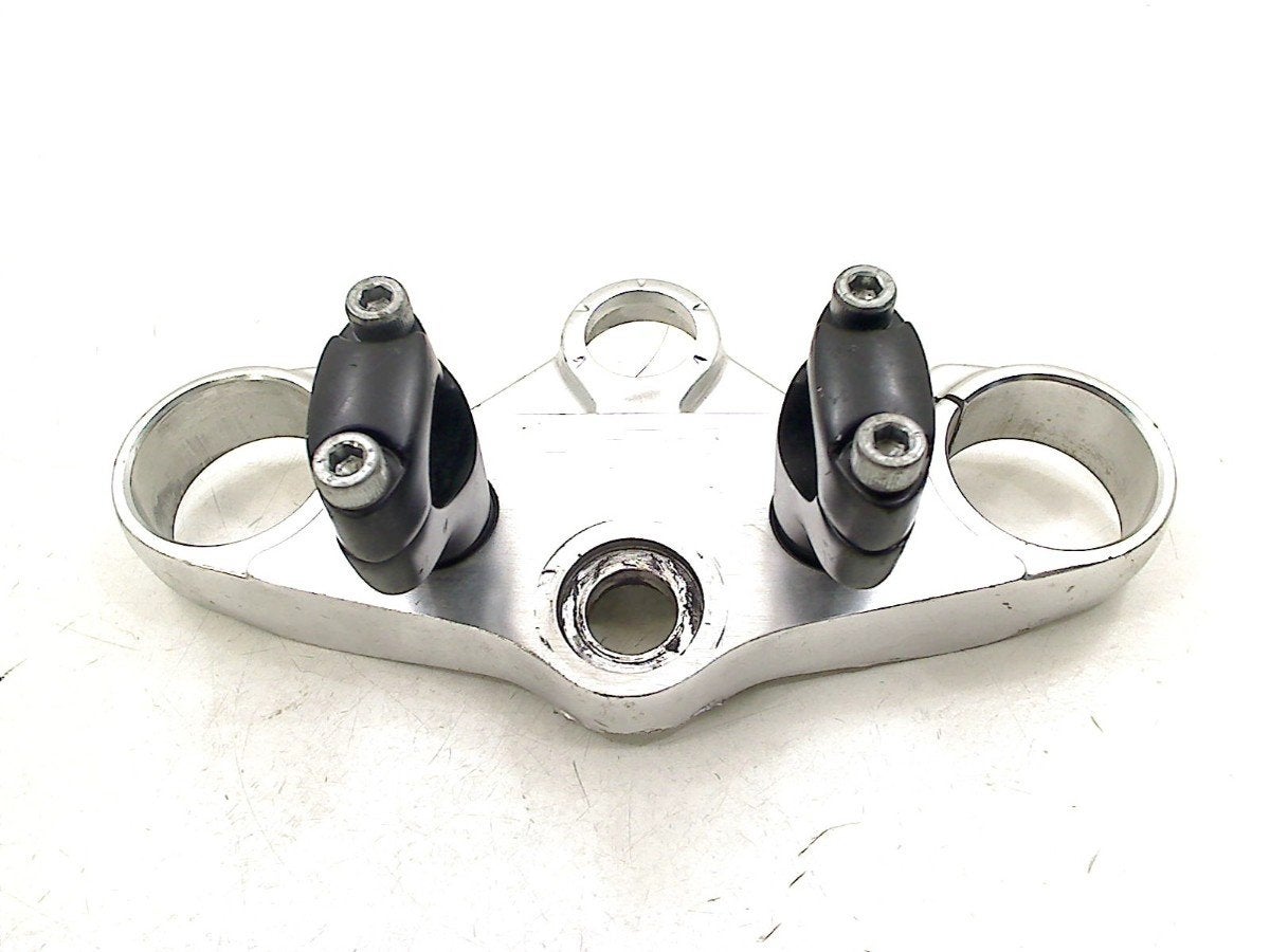 TOP YOKE TROIS POINTS Triumph, Dhr. S. di Majo, Utilisé, Info@cama-motorparts.nl, P.J. Troelstraweg 8 8
3144 CX  MAASSLUIS, NL