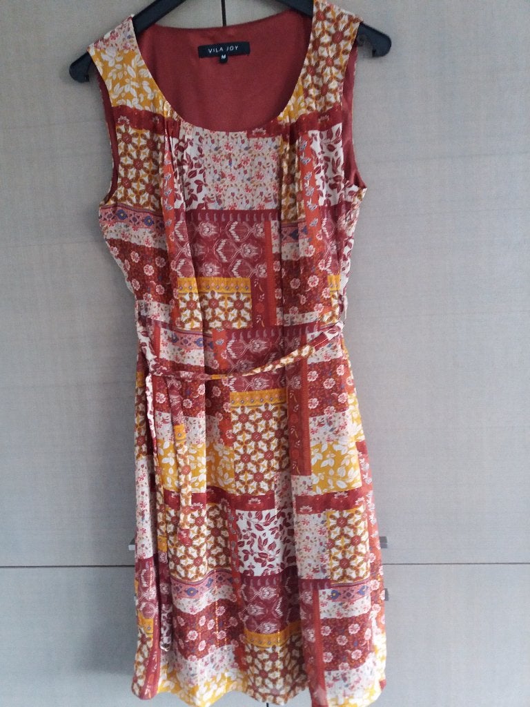 Robe Vila Joy, taille M, Taille 38/40 (M), Enlèvement ou Envoi, Comme neuf, Vila Joy