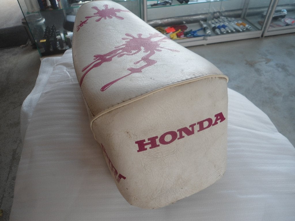 Honda Camino : custom et sport : siège, Vélos & Vélomoteurs, Pièces de cyclomoteur | Général, Enlèvement, Comme neuf, Selle, Honda camino custom & sport