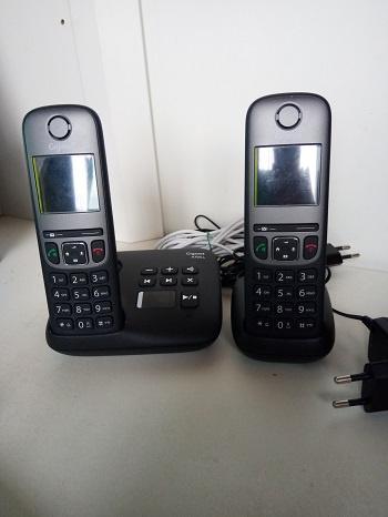 téléph gigaset A 705 A 2 combis sans fil   cneuf, Télécoms, Téléphones fixes | Combinés & sans fil, Enlèvement ou Envoi, Comme neuf
