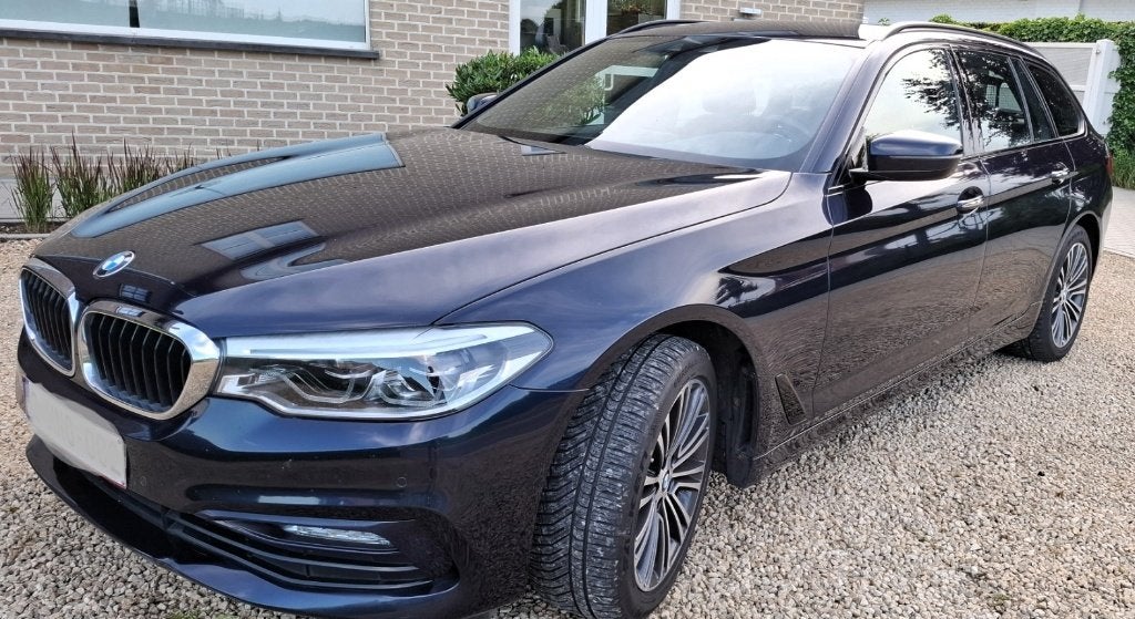 BMW 520D Touring/2018/Sportline/18"/leder/trekhaak., Auto's, Automaat, 4 zetels, Achterwielaandrijving, 1995 cc