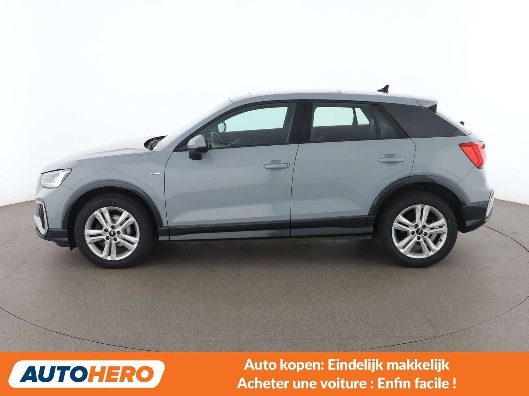 Audi Q2 30 TDI S line (année de construction 2021), Autos, Argent ou Gris, Achat, 1440 kg, Noir