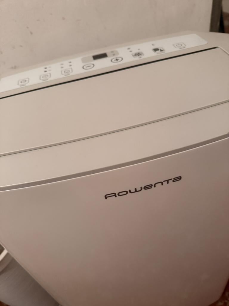 Mobiele airco - Rowenta, Ophalen, Zo goed als nieuw, Mobiele airco, Afstandsbediening