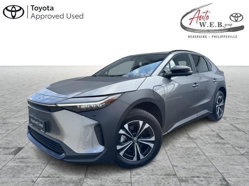 Toyota bZ4X LWB EV 2WD AT Business Plus, Auto's, Toyota, Automaat, Euro 6, Elektrisch, Zilver of Grijs