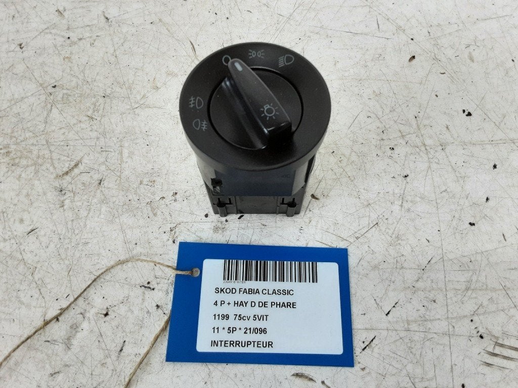 COMMUTATEUR Skoda Fabia II (5J) (01-2006/12-2014), Utilisé, Skoda