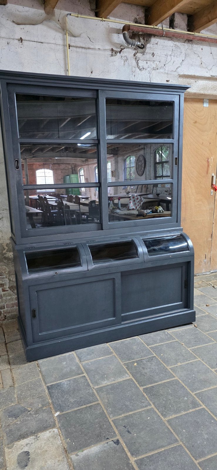 Prachtige Winkelkast - Landelijke buffet kast, Huis en Inrichting, Ophalen of Verzenden