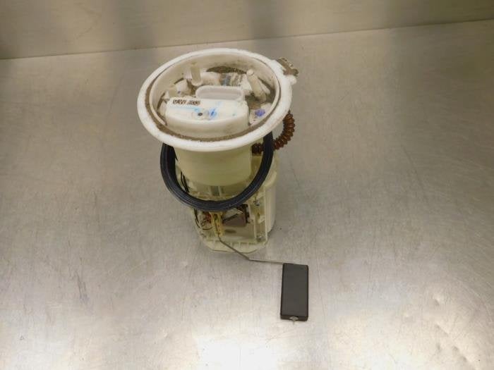 Pompe carburant électrique d'un Volkswagen Jetta, Volkswagen, -, 3 mois de garantie, Utilisé