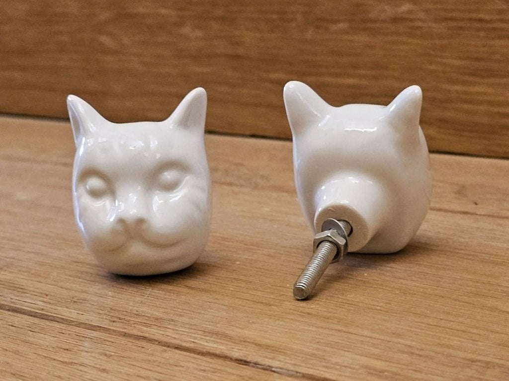 Paire de boutons de meuble en porcelaine Têtes de chat, Maison & Meubles, Enlèvement ou Envoi, Neuf