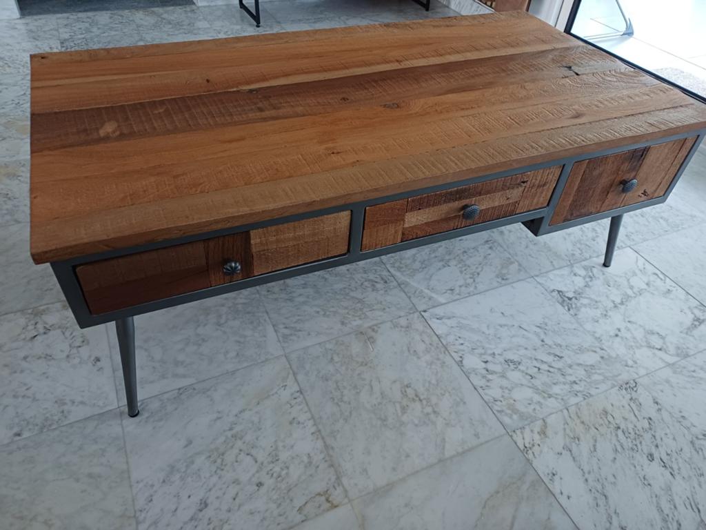 Magnifique table de salon en palissandre.  Super qualité👌, Métal, 100 à 150 cm, Moins de 50 cm, Comme neuf