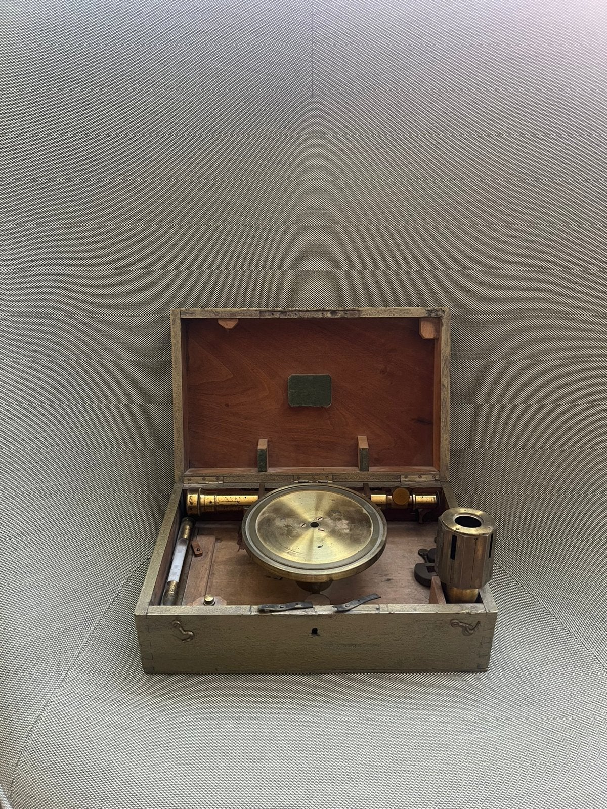 Instrument de géomètre ancien, Antiquités & Art, Enlèvement