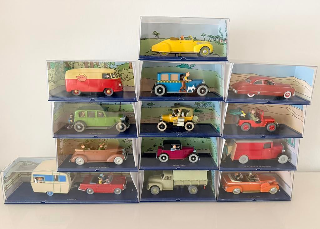 13 Moulinsart – Tintin / Kuifje voertuigen collectie, Ophalen of Verzenden, Zo goed als nieuw, Auto, Overige merken