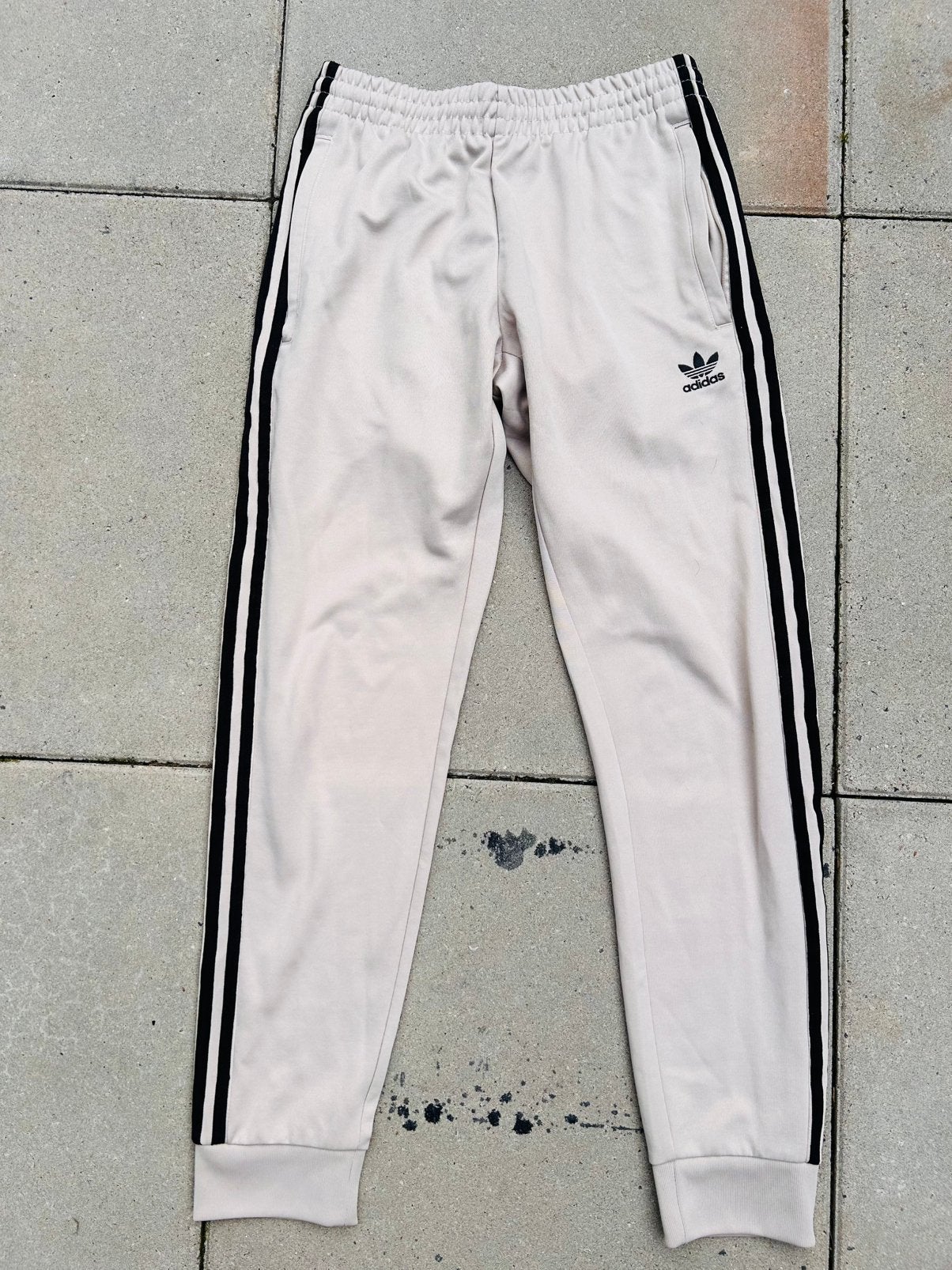 Pantalon Adidas Originals Adicolor Classics taille S, Envoi, Comme neuf, Taille 46 (S) ou plus petite, Beige