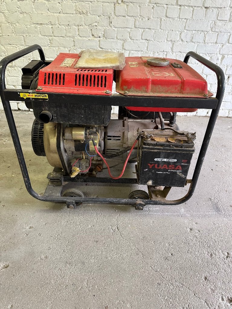 Stroomgroep Diesel M KAMA KDE6500, Bricolage & Construction, Générateurs, 5 à 10 kVA, Démarrage électrique, Enlèvement, Utilisé