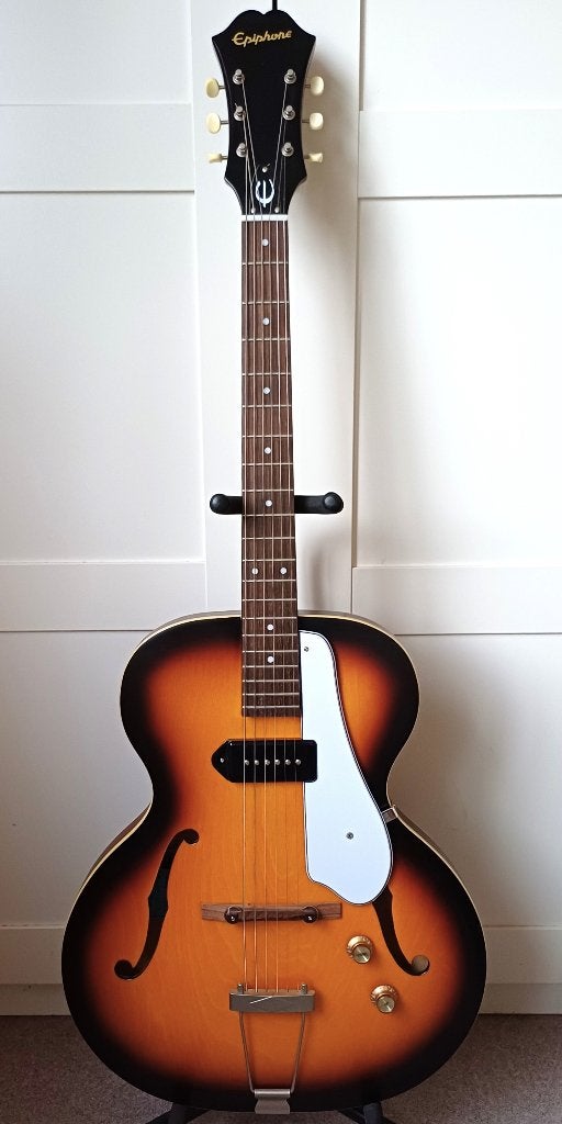 Epiphone Nashville E422T Century Reissue, Musique & Instruments, Instruments à corde | Guitares | Électriques, Comme neuf, Semi-solid body