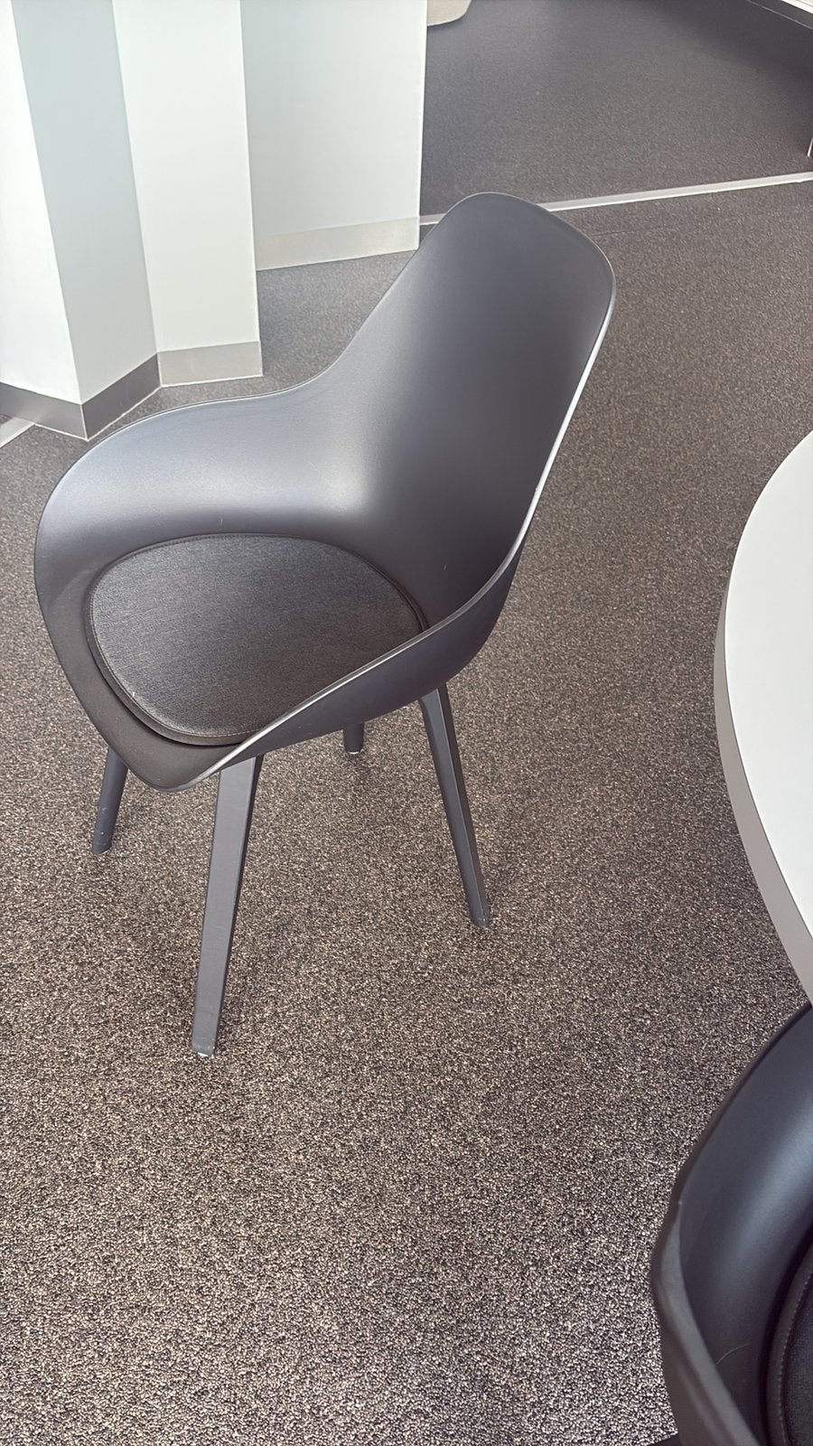 Zwarte kuipstoelen met kussen 6 stuks, Huis en Inrichting, Stoelen, Ophalen, Kunststof, Zwart, Zo goed als nieuw