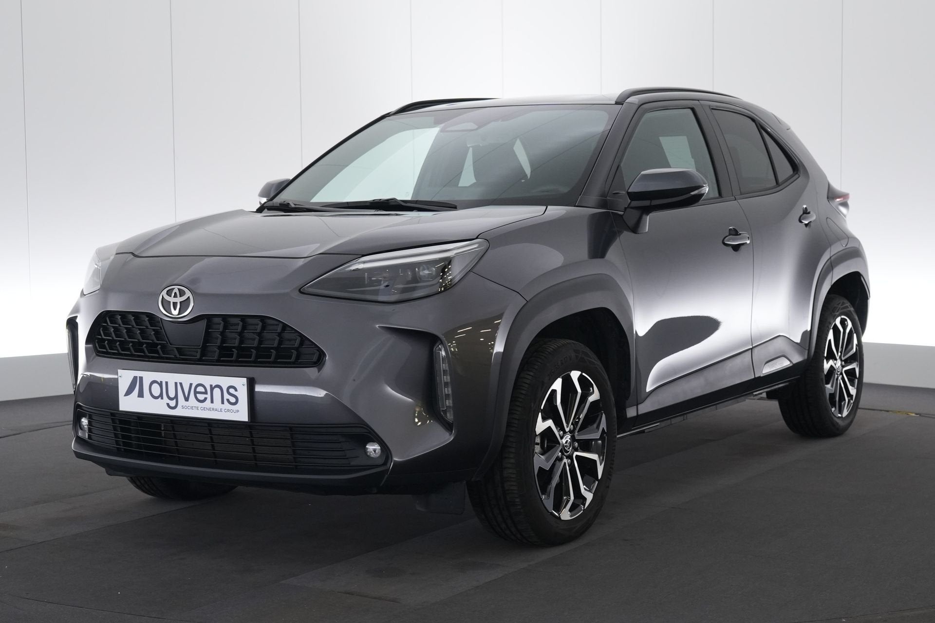 (2FNF117) TOYOTA YARIS CROSS, Autos, Argent ou Gris, Achat, Réception radio numérique, Entreprise