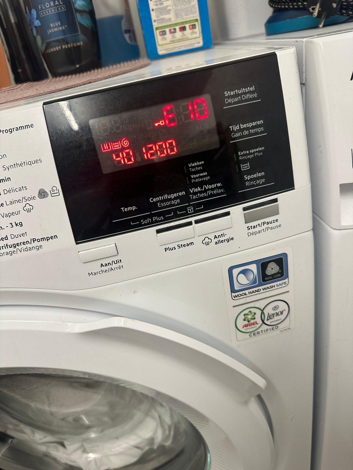 Kapote droogkast & wasmachine met foutmelding AEG 7000, Elektronische apparatuur, Ophalen, 8 tot 10 kg, Energieklasse A of zuiniger