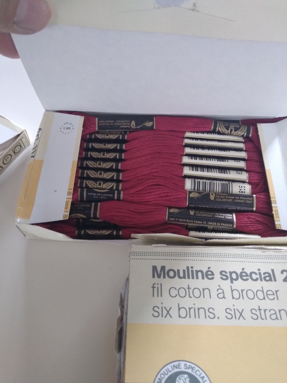 Verschillende kleuren per doos, Hobby en Vrije tijd, Borduren en Borduurmachines, Ophalen